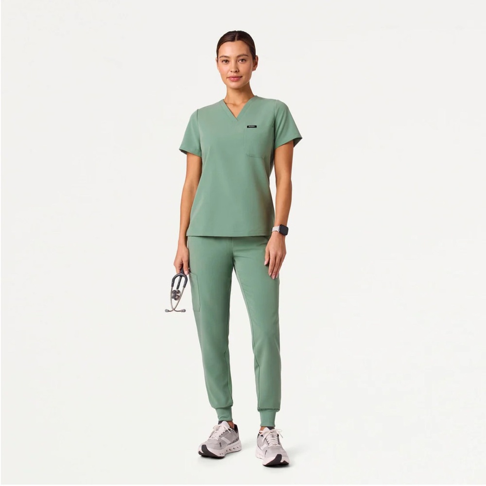 Jaanuu Women’s Sage Green Scrub Set